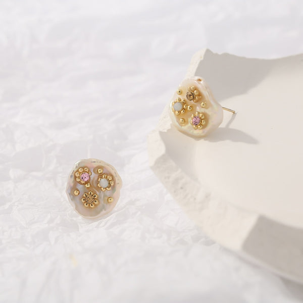 Vintage Mirror Pearl Studs