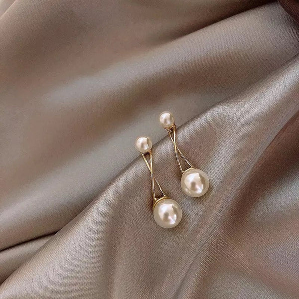 Twisted Pearl Earrings