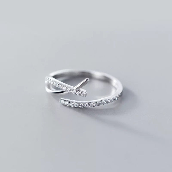 Micro Paved Fish Ring