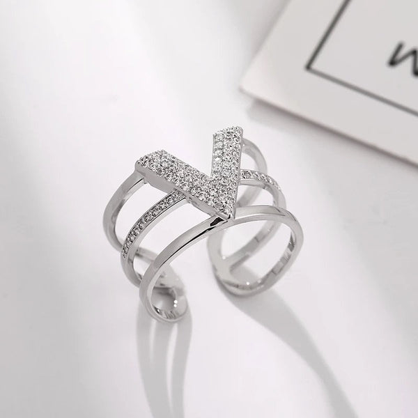 Crystal V Ring