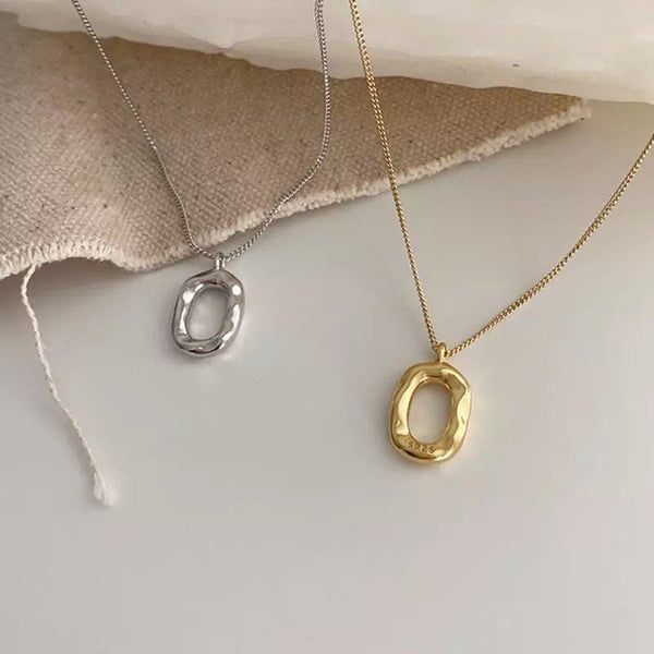 Hammered Open Oval Pendant Necklace