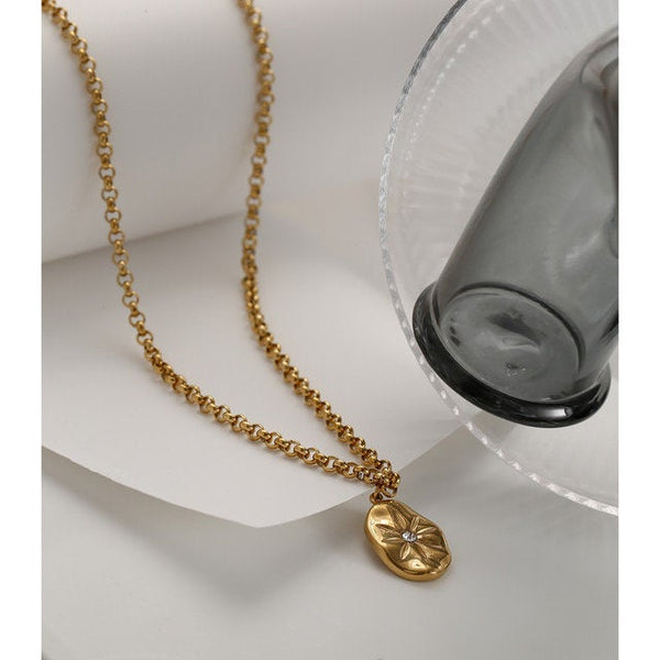 Textured North Star Pendant Necklace