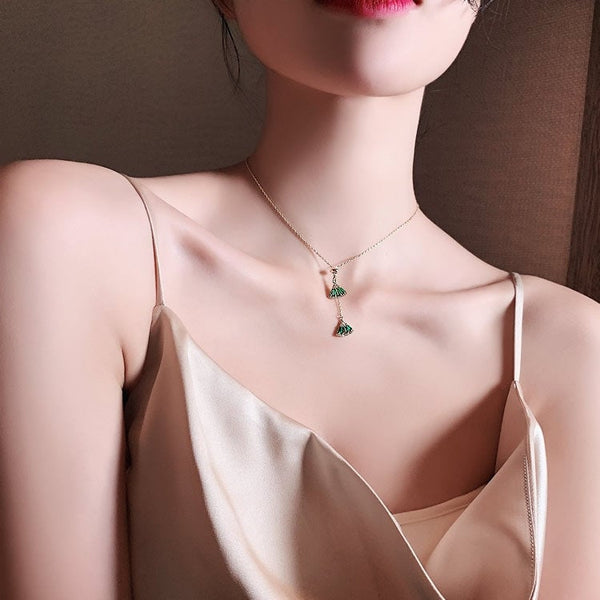 Crystal Fan Lariat Tassel Necklace