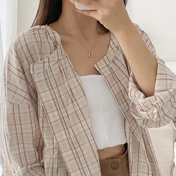 Hammered Open Oval Pendant Necklace