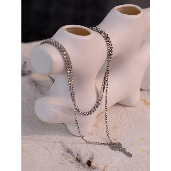 Key and Horizontal Bar Layered Chain Necklace