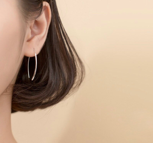 Sleek Bar Threader Hoop Earrings