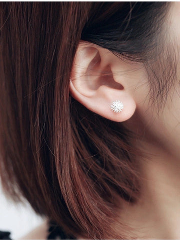 Textured Dandelion Studs