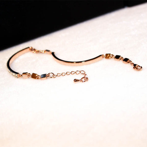 Cubed Paved Bar Bracelet