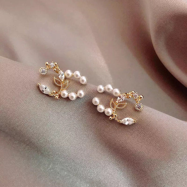 Pearls And Flowers Earrings