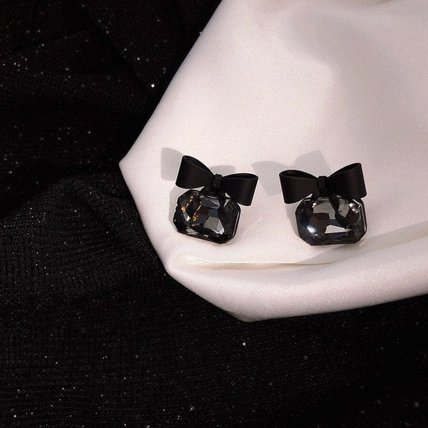 Retro Black Bow Crystal Earrings